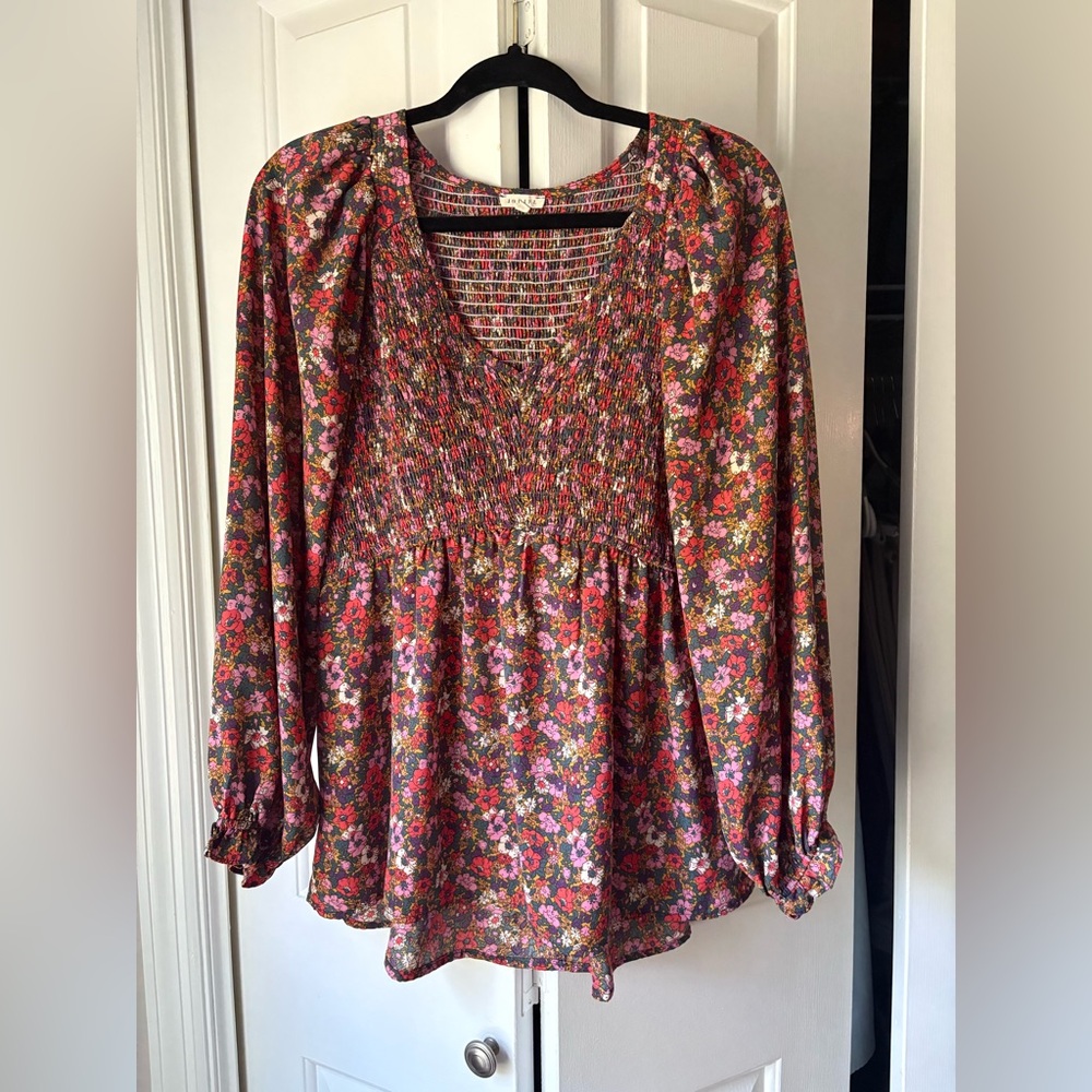 Jodifl Floral Smocked Women's Top